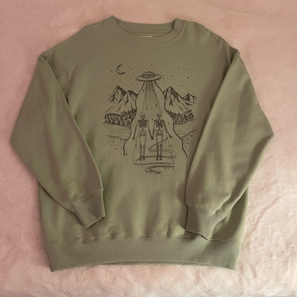American Eagle Oversized Crewneck